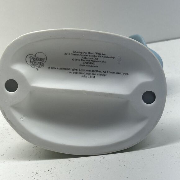 PRECIOUS MOMENTS SHARING MY HEART WITH YOU FIGURINE 2012 - Picture 5 of 14